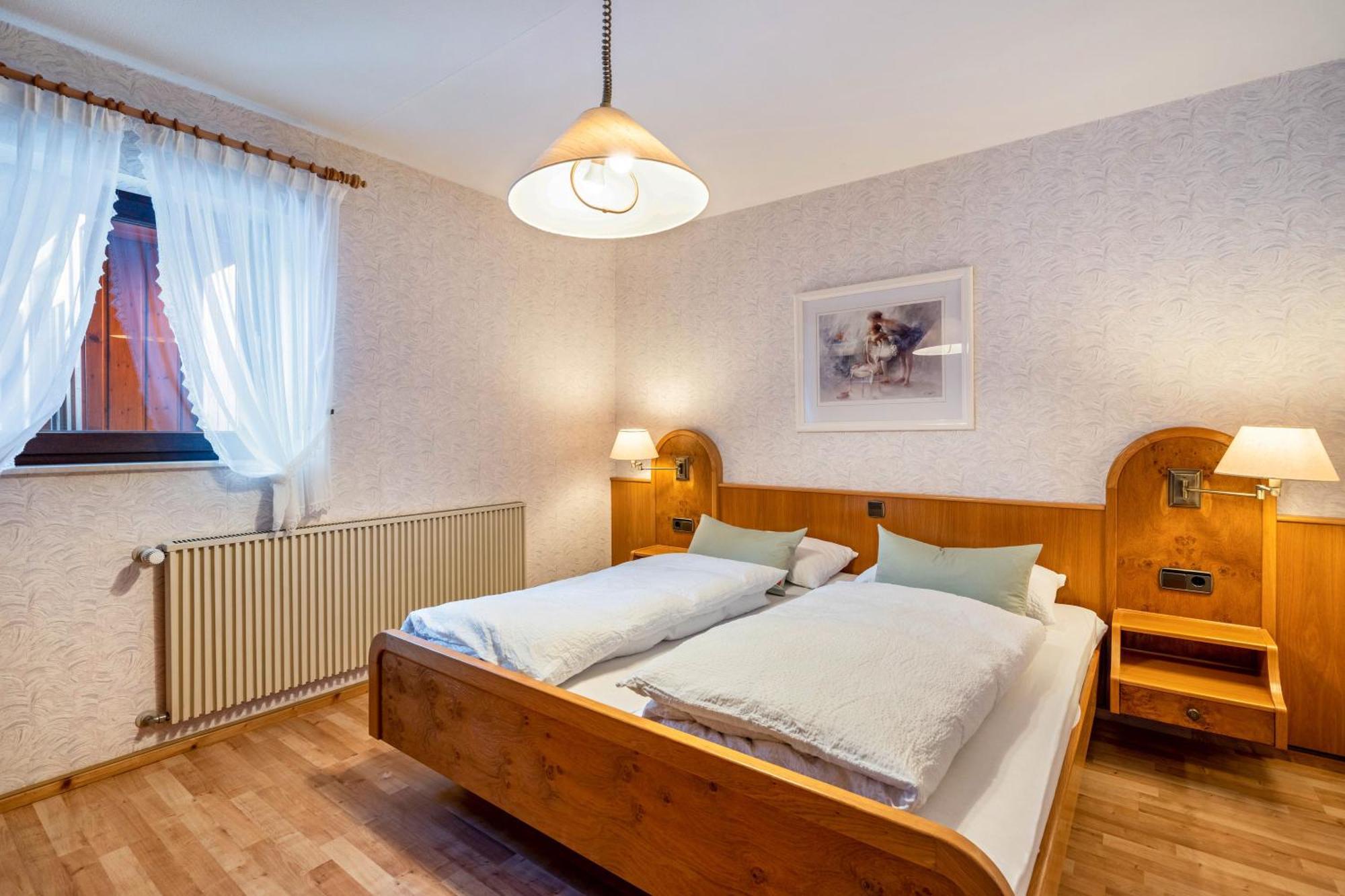 Gaestehaus Absbachtal 바트리폴드사우샤프바흐 외부 사진